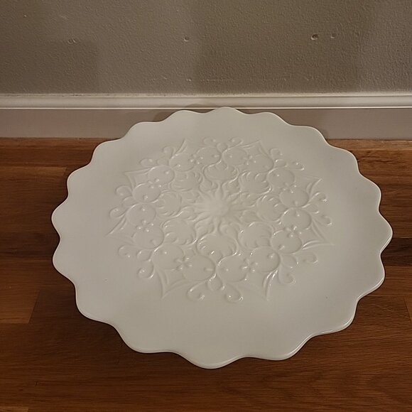 VTG Fenton Scalloped Edge Spanish Lace Milk Glass Pedestal Cake Stand 13” 4.75” - Picture 1 of 7